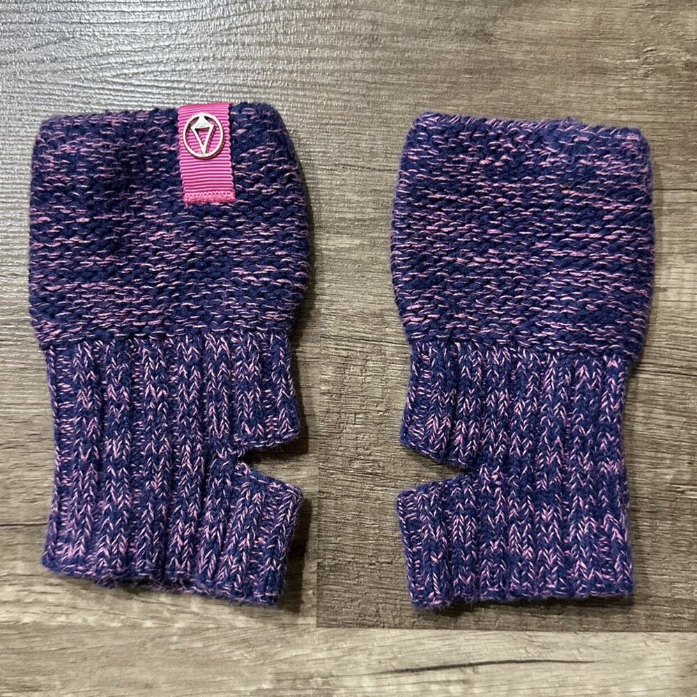Ivivva HTF Fingerless Mittens